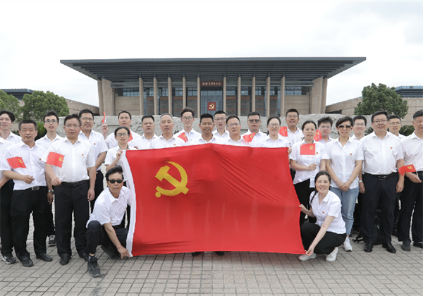 優(yōu)秀黨支部——尊龍凱時人生就是贏二建黨支部