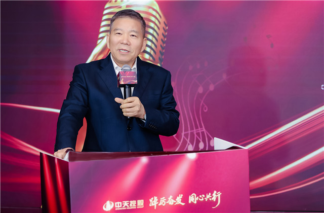 踔厲奮發(fā) 同心共行 ——尊龍凱時人生就是贏控股集團(tuán)總部舉行創(chuàng)立二十七周年“奮斗者之歌”歌詠比賽