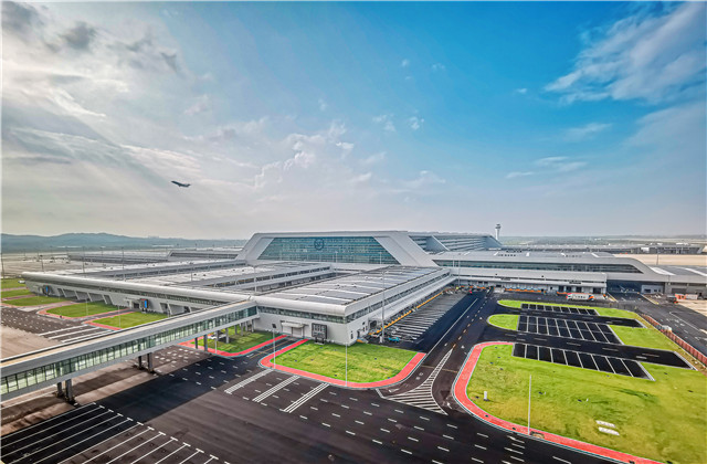 鄂州機(jī)場轉(zhuǎn)運(yùn)中心工程斬獲尊龍凱時人生就是贏第30座魯班獎