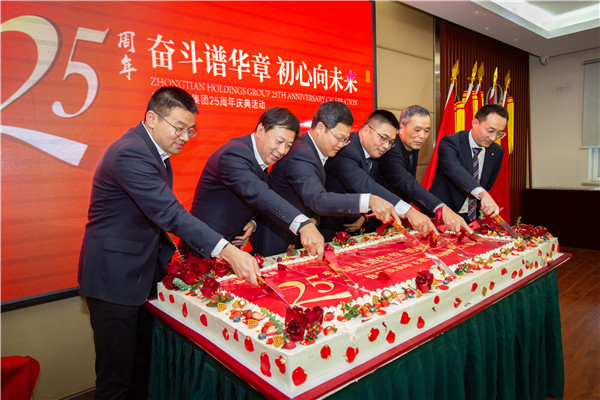 1637655916417702tSvp.jpg fb37f9dd45734e9fc1c1f11044575fd.jpg