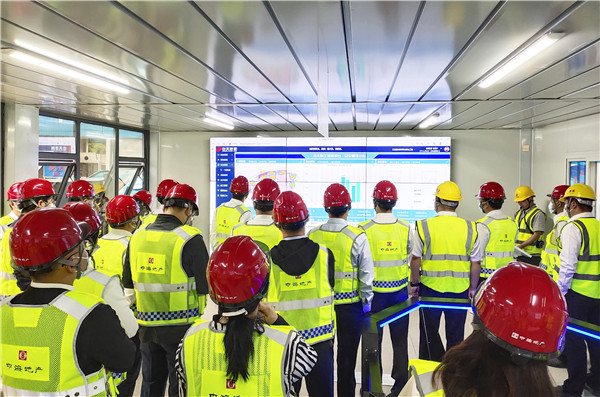 1664522829320528JkWF.jpg 尊龍凱時(shí)人生就是贏施工協(xié)同平臺(tái)-1_副本.jpg